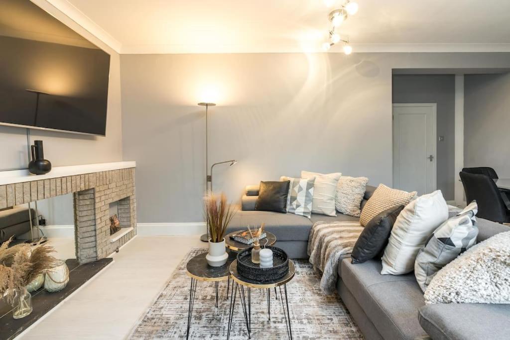 Exceptional Spacious City Apartment Λονδίνο Εξωτερικό φωτογραφία